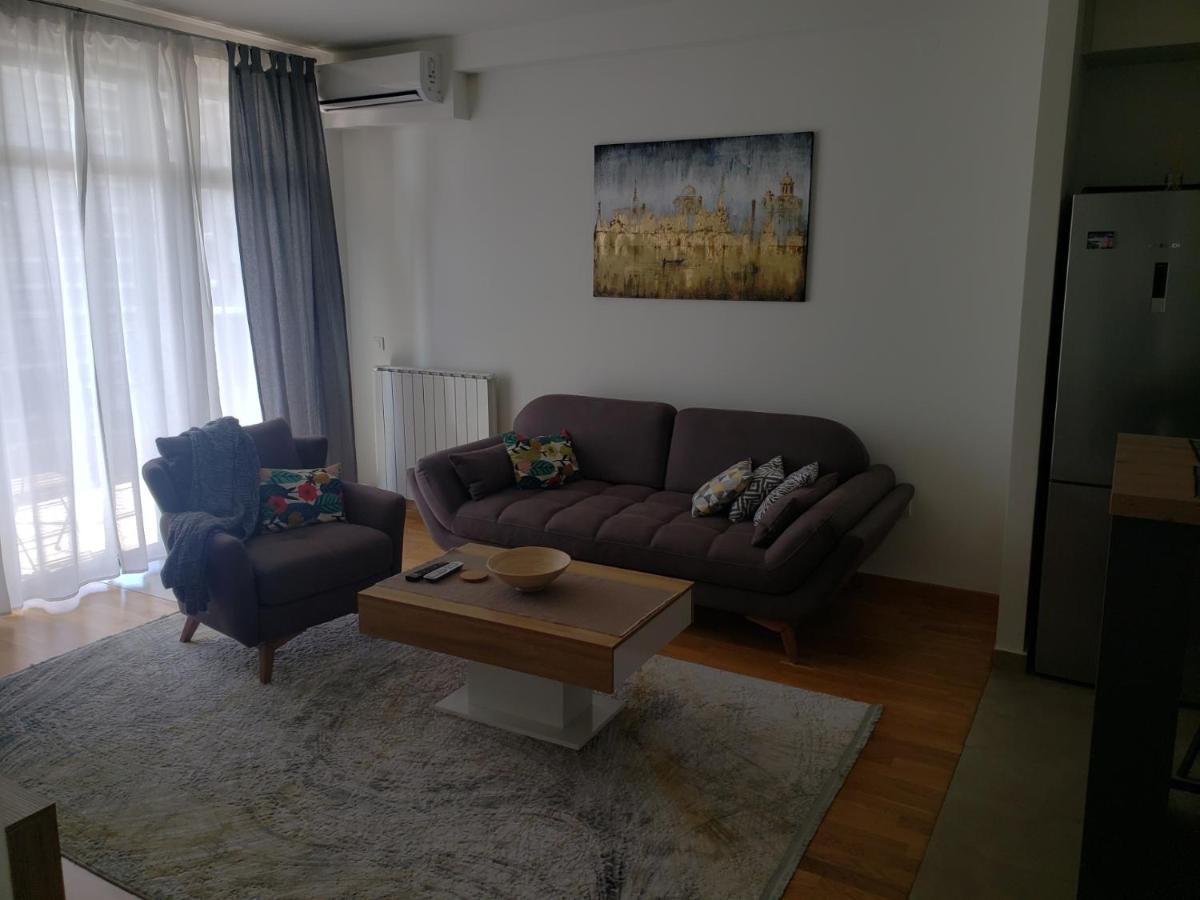 B-G Waterfront Apartment Белград Екстер'єр фото